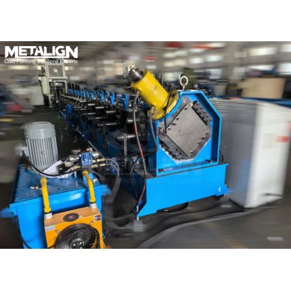 Servo alimentación perforando bandeja de cable rollo de formación de la máquina línea de producción para bandejas de cable galvanizado