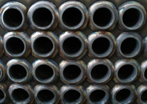 A mão levou a máquina de soldadura automática do tubo com fonte dos botões e da alimentação de DC Para soldaduras do tubo e do tubesheet