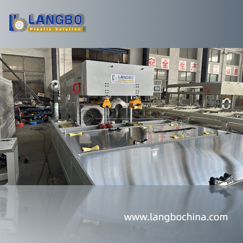 Full Automatic Pipe Belling Machine for Plastic Pipes with 20mm - 630mm Belling Diameter Range and Rectangular R U Type Socket Forming