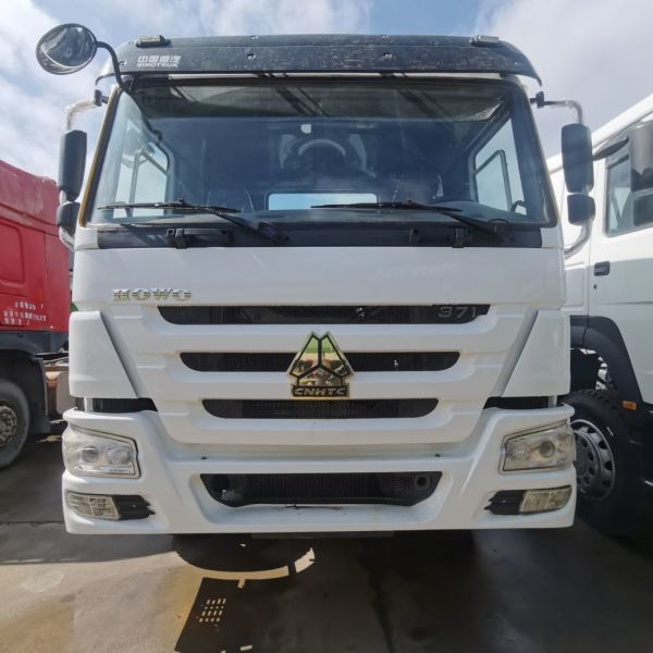Load Capacity 31-40t Used and Transport National Heavy Duty Truck Tractor HOWO6X4 Tractor