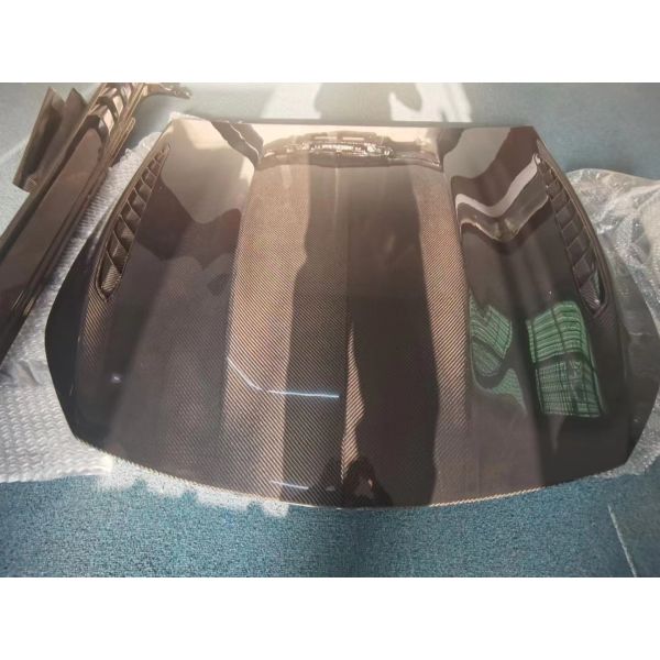 Para el Mercedes AMG GT50 53 63 Fibra de carbono Kit de carrocería AMG GT50 53 63 Actualizado Top Style Fibra de carbono delantera de labio difusor spoiler