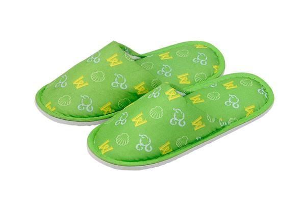 disposable nonwoven slippers