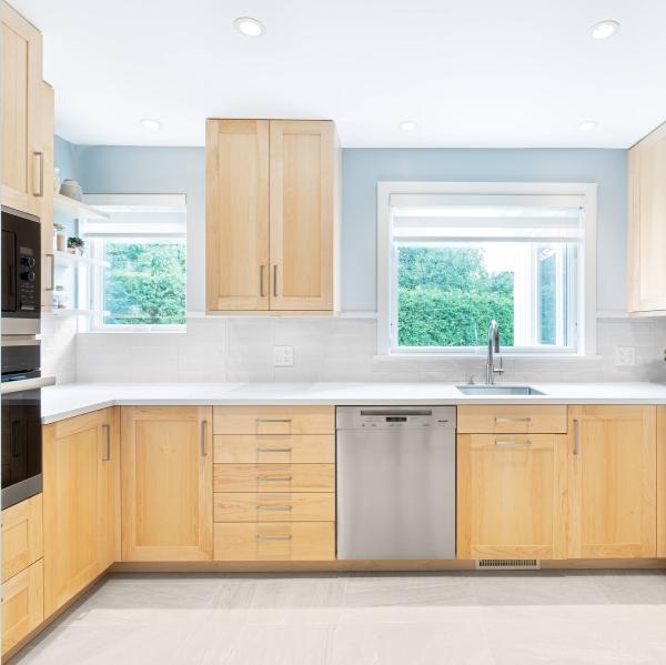 Shaker Custom Solid Wood Kitchen Units Modern American Style