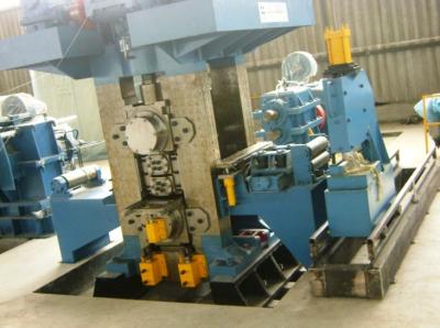 Le réversible de quatre rouleaux laminent à froid former la transmission fonctionnante d'entraînement de rouleau de machines