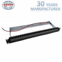 19 pouces 1u 24 Cat6a chargé par ports Stp ont protégé le tableau de connexions avec 24 morceaux Jack trapézoïdal