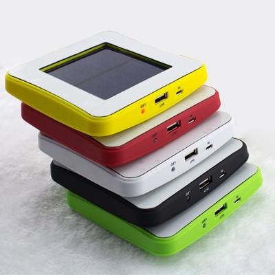 Window Sticker Solar Panel 2600mAh Polymer Waterproof Power Bank for Outdoors Hiking