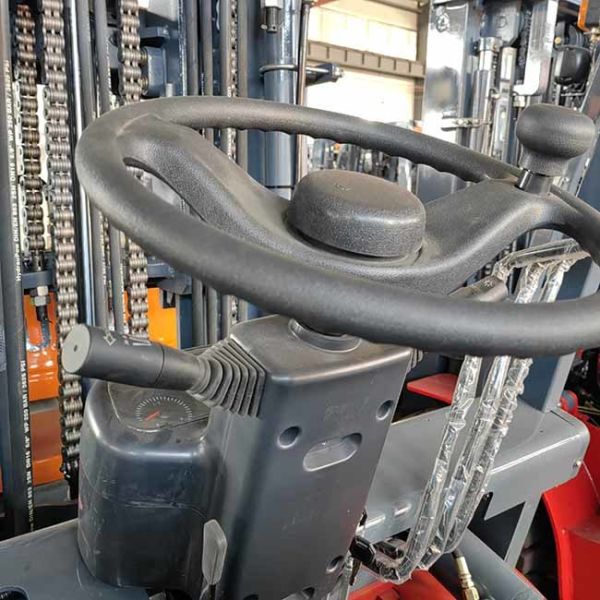 CPCD15 Gasoline Forklift Chinese GuangQing 4Y 1.5 Ton Forklift