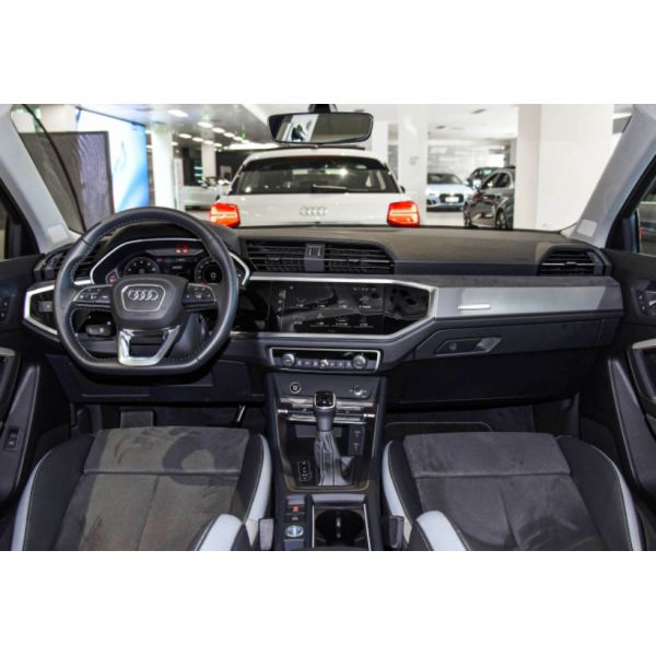 AUDI Q3 2023 year 35TFSI shishang donggan version 5 Door 5 seats SUV Car