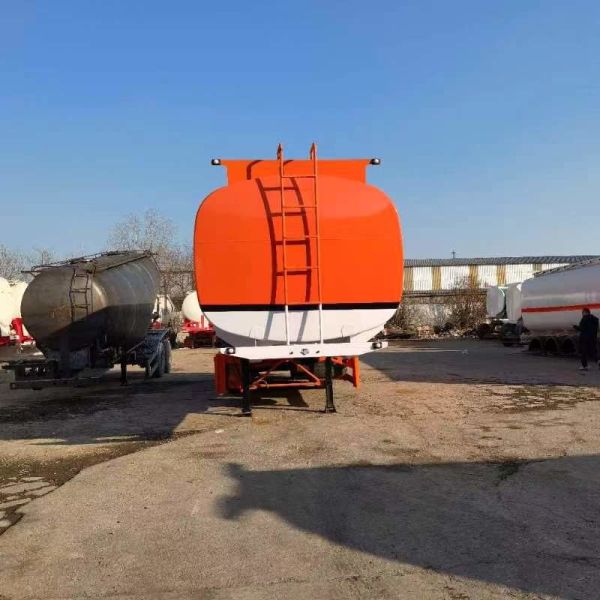 Semi Trailer Used Fuel Tanker For Petrochemical Diesel Delivery