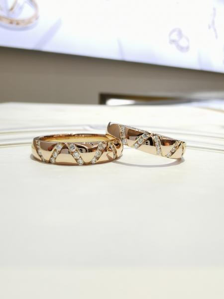 12g Gold Engagement Couple Rings