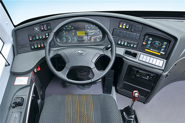 Kinglong 11m 52 Seat Luxury Coach Bus Fast 6 Speed Euro 5