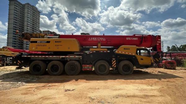 Granas móviles usadas de 2018 de 100 t Granas de camión Granas hidráulicas con motor de importación en buenas condiciones originales