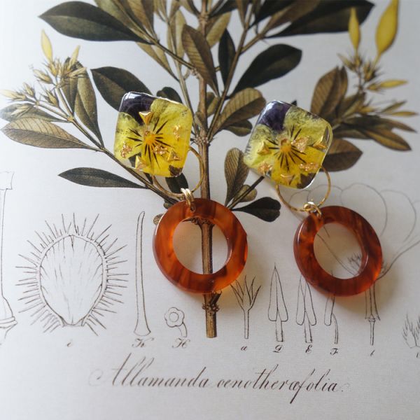 3 Days Quick Delivery Whole Sale Daisy World Spanish Style Earrings Clip With Real Daisy