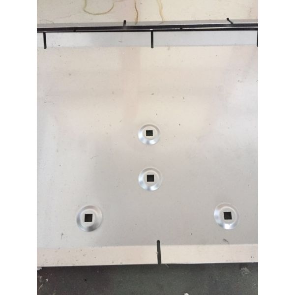 Обслуживание башенки нержавеющей стали пробивая полируя для конструкции металла