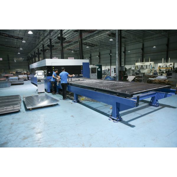 Декоративный алюминиевый забор для защиты частной жизни