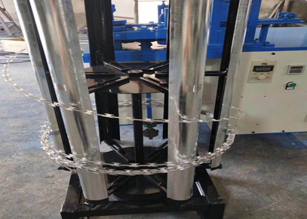 Máquina galvanizada 1.6mm da fabricação do arame farpado CBT-65