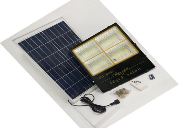 IP65 All In One LED Solar Street Light 30W LED Floodlight For Outdoor Using
