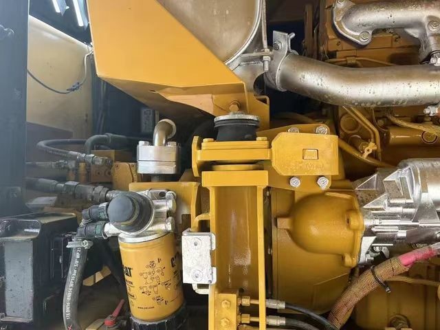 Колесный экскаватор CatM315D Отличная производительность и множество практических функций