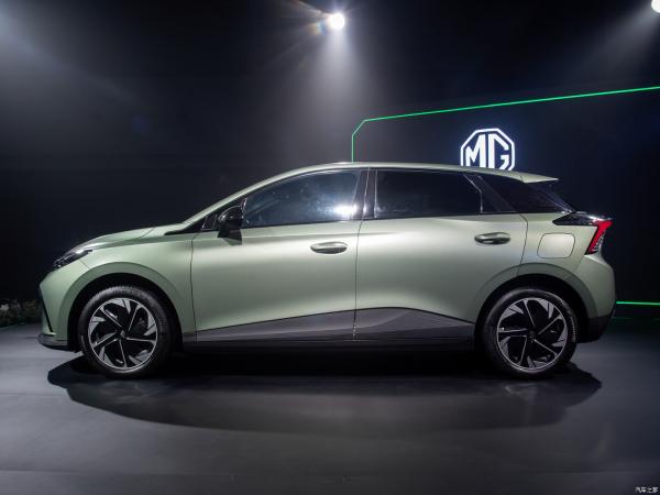 2023 movimentação da mão esquerda do carro com porta traseira do carro com porta traseira 425km 5 Seat de MG4 EV