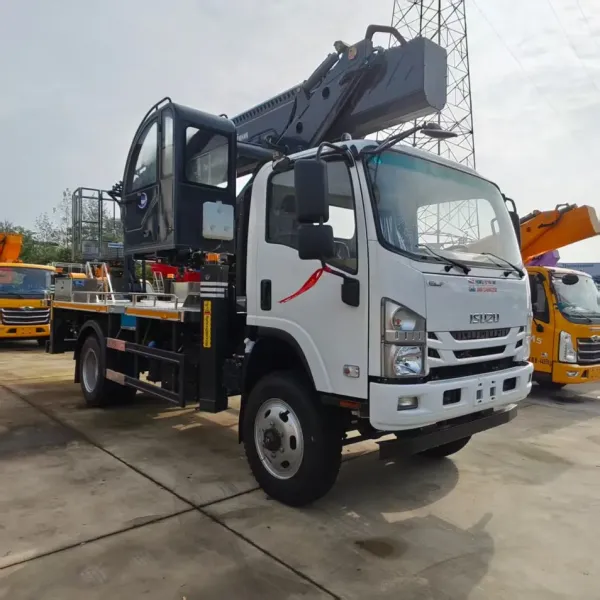ISUZU 31m Aerial Platform Truck for Construction Maintenance Rescue