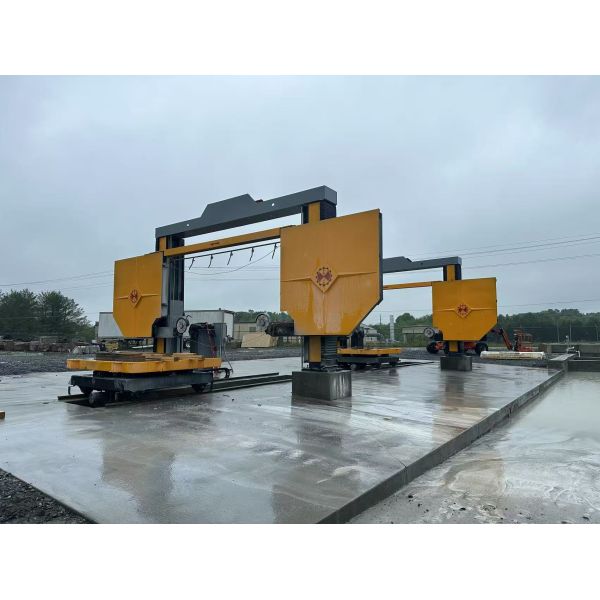 Performance Diamond Wire Saw Machine with 360° Rotation Degree and 15kw Main Motor