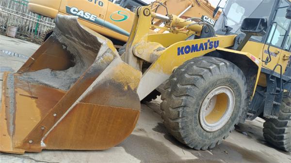 Segundo carregador hidráulico 10025kg da roda de KOMATSU WA380Z da mão