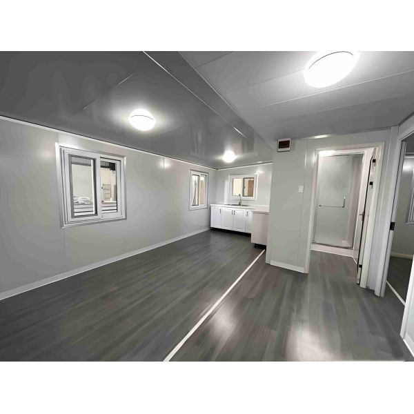 Mobile Prefabricated House Equipped With Kitchen Suitable For Mobile Clinics And 5.68*2.68*2.48 Meter Inner Size