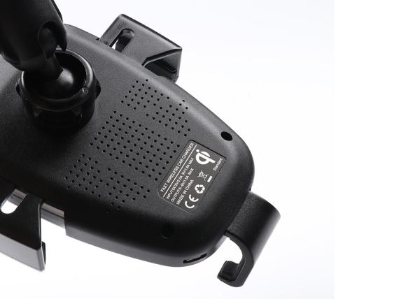 2018 Shenzhen 10W fast charger with holder qi standard usb cell phone wireless car charger for Samsung IPhone