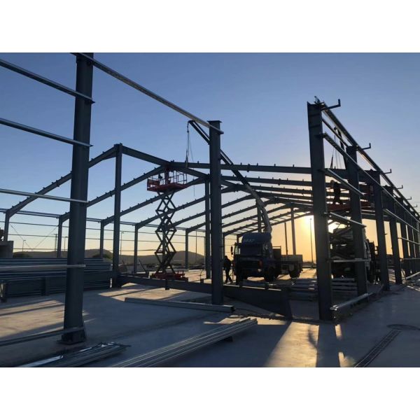 Large Span, Short Construction Period, Environmentally Friendly Galvanized Steel Structure Factory Building