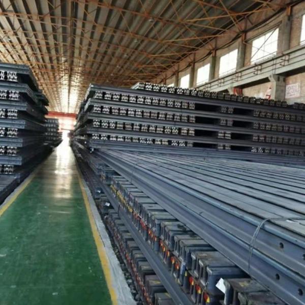 50.8mm/63.5mm/69.85mm/79.37mm Bottom Width GB Railroad Steel Rail 43kg/m 50kg/m 60kg/m 75kg/m U75V R260 for Heavy Train