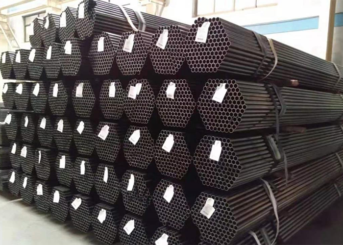 BS- EN10255-2004 Hot Dipped Galvanized Square Tube