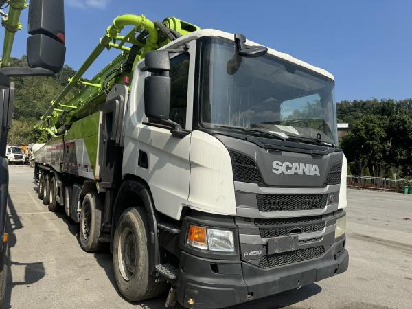 中古 63m 2020 Zoomlion モーターコンクリートポンプ Scania シャーシ ZLJ5541THBSE