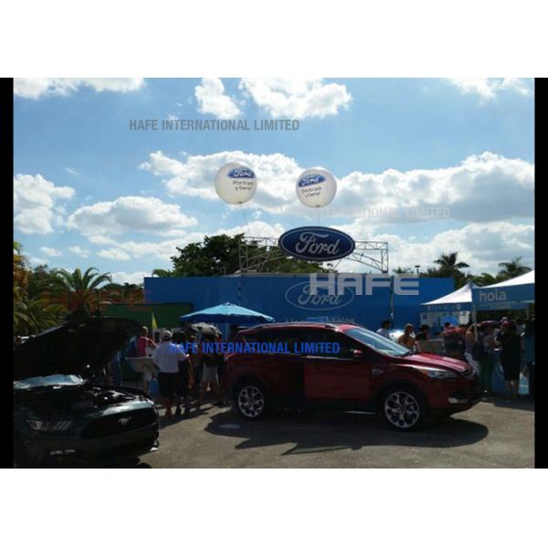 Гигант 5 гелий луны ХА500 м привел события светов 16000В воздушного шара высоко яркие большие на открытом воздухе