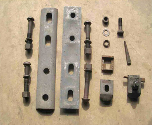 O material de aço lubrificado do trilho do guindaste da estrada de ferro é U71Mn/700/900A/Q235B