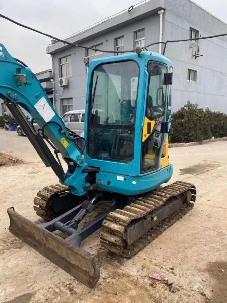 Mini Kubota Excavator 5 Ton KX135 with 0.65m3 Bucket Capacity and Versatile