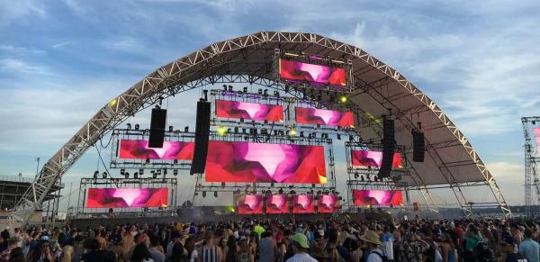 FCC Outdoor Concert DJ Stage RGB Led Screens For Events Backdrop 5000nits
