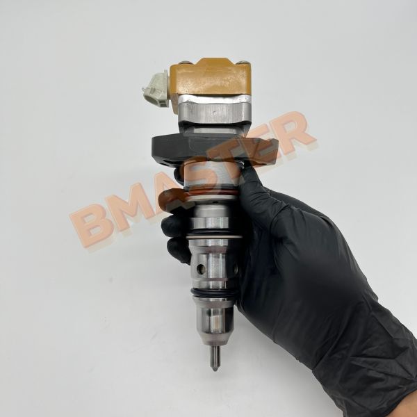 Remanufactured Fuel Injector 1819834C1 For DT466E 230HP-250HP Engine With 6 Month Warranty