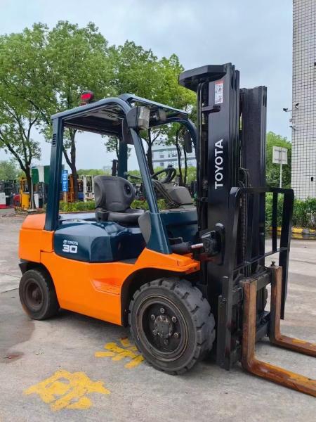 3 tonnes électrique pour Toyota siège chariot élévateur de haute qualité