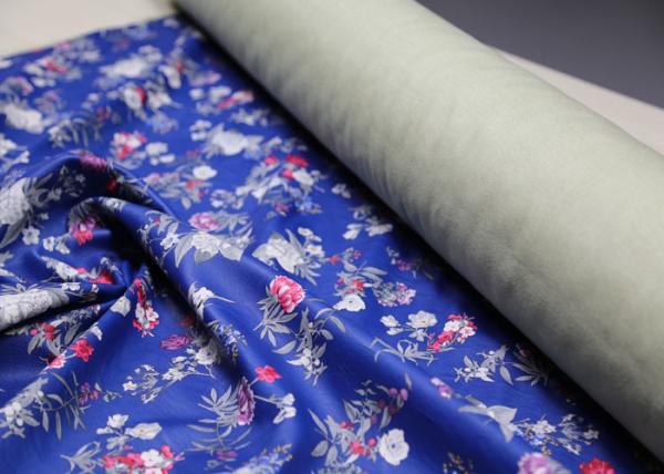 Blue Rose Printed PU Leather 0.65 Mm Handfeeling For Clothing Fabric