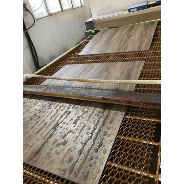 Шевронный винил SPC замка щелчка справляясь доказательство 12 Mil воды