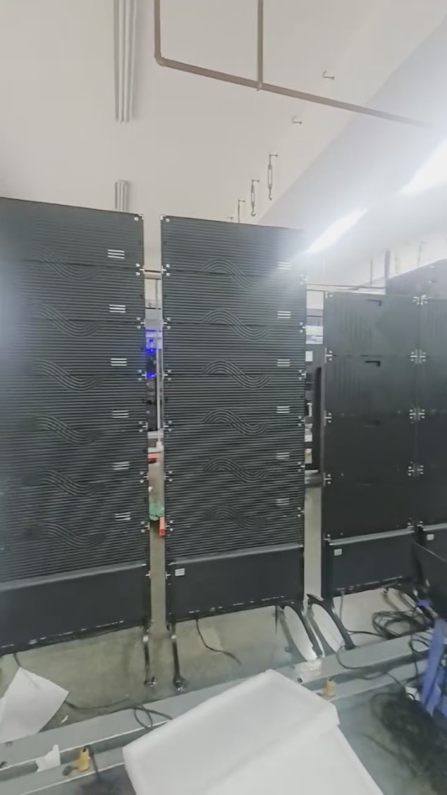 P3.91 33mm Ultra-Thin Magnetic Front Service LED Video Wall with Meanwell Power Supply