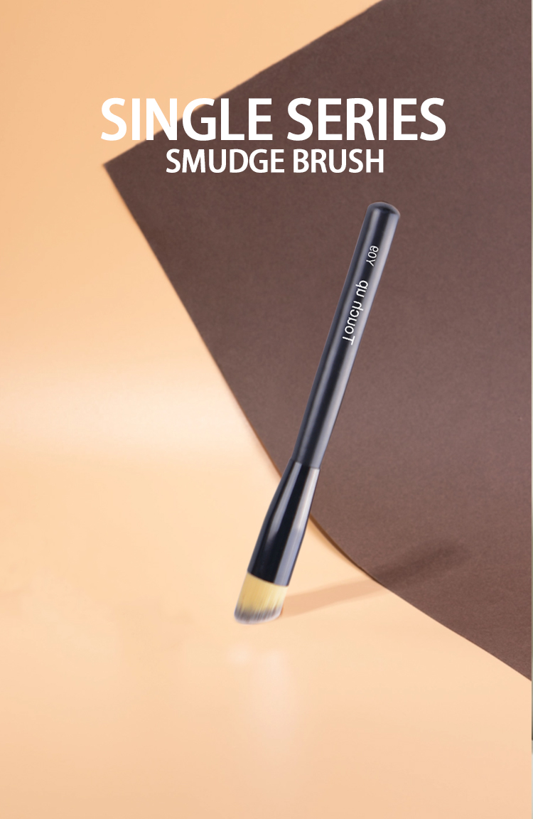 Angled Large Coverage Concealer Brush, OEM/ODM Services Available-Product Code: Y09