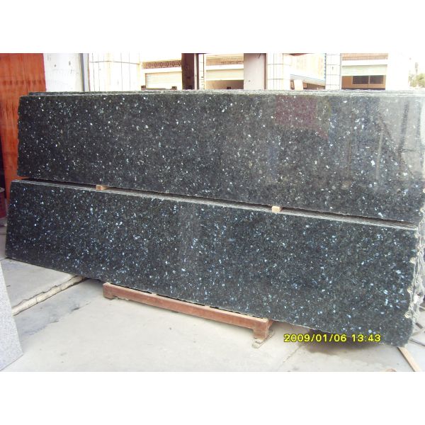 Emerald Green / Star Green Granite Stone Floor Tiles Big Slabs Granite Tiles For Bathroom Floor