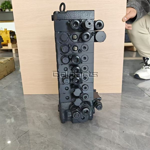 Valve de commande principale hydraulique pour excavatrice acceptée OEM pour Komatsu PC35MR-2