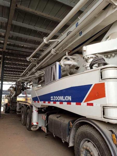 caminhão concreto do crescimento do chassi de 52m Actros 4141, equipamento de construção concreto 150M3/H