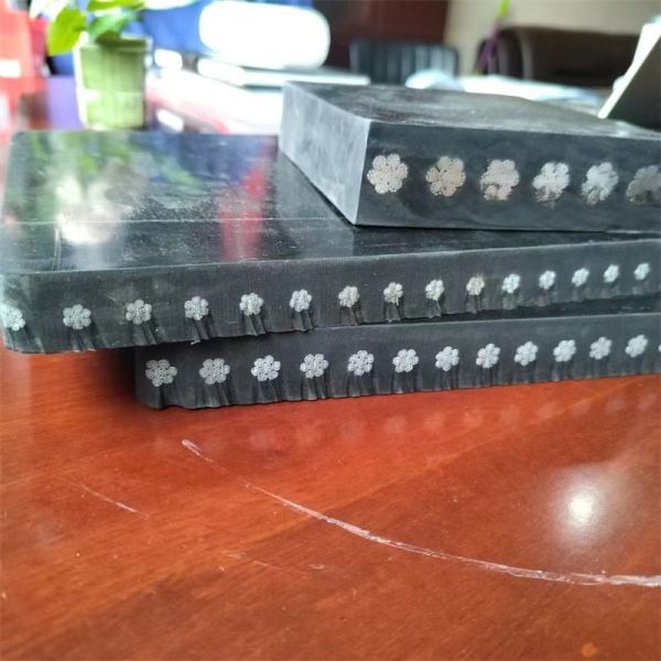 MA Стальной канат резиновой конвейерной ленты ST5000 Формование резки