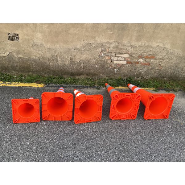 28 Inch Reflective Heavy Duty PVC Traffic Safety Cone for Highway Road Control