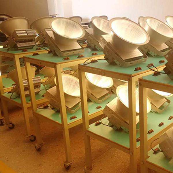 High Power Commercial High Bay Lights 200w IP65 LED Lighting Fixtures 3000k