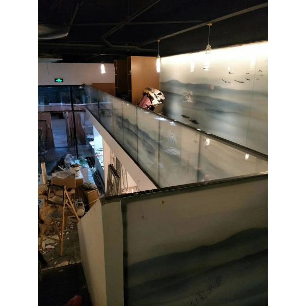 Protective Tinted 2440X1830mm Decorative Glass Wall Dividers