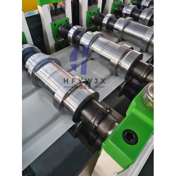 Fully Automatic 22Rows Wall Cladding Roll Forming Machine 4kw PLC Control